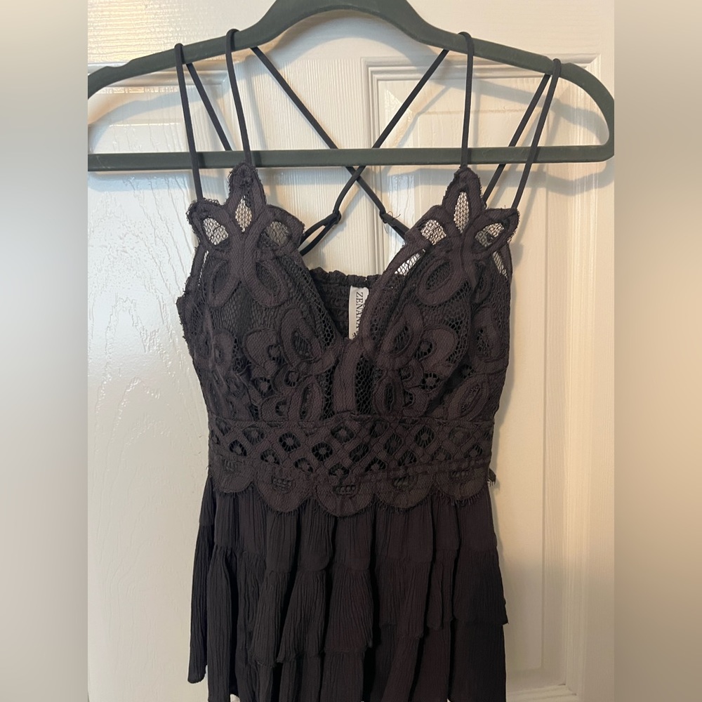 Never worn zenana lace top